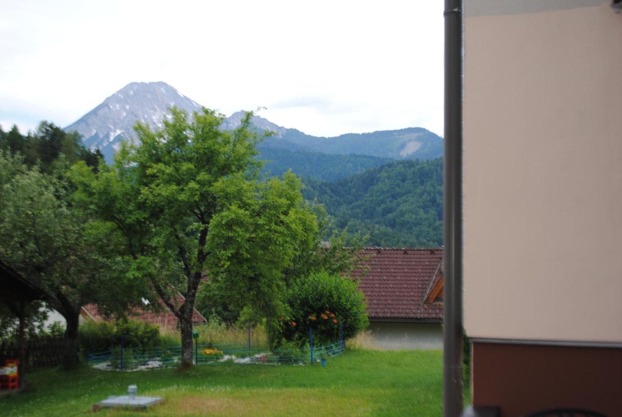 Ferienhaus Michor Latschach ober dem Faakersee Exterior foto