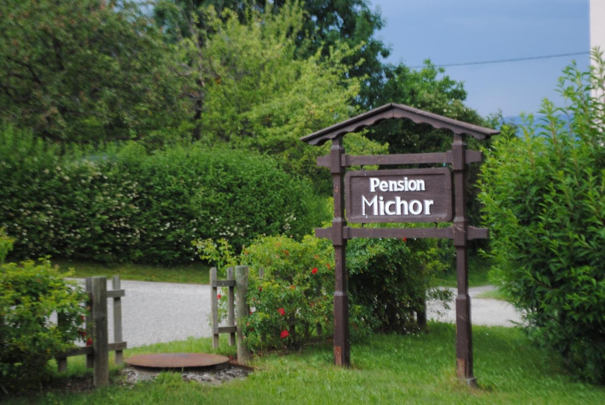 Ferienhaus Michor Latschach ober dem Faakersee Exterior foto